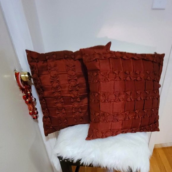 Other - 2 Decorative Accent Pillows